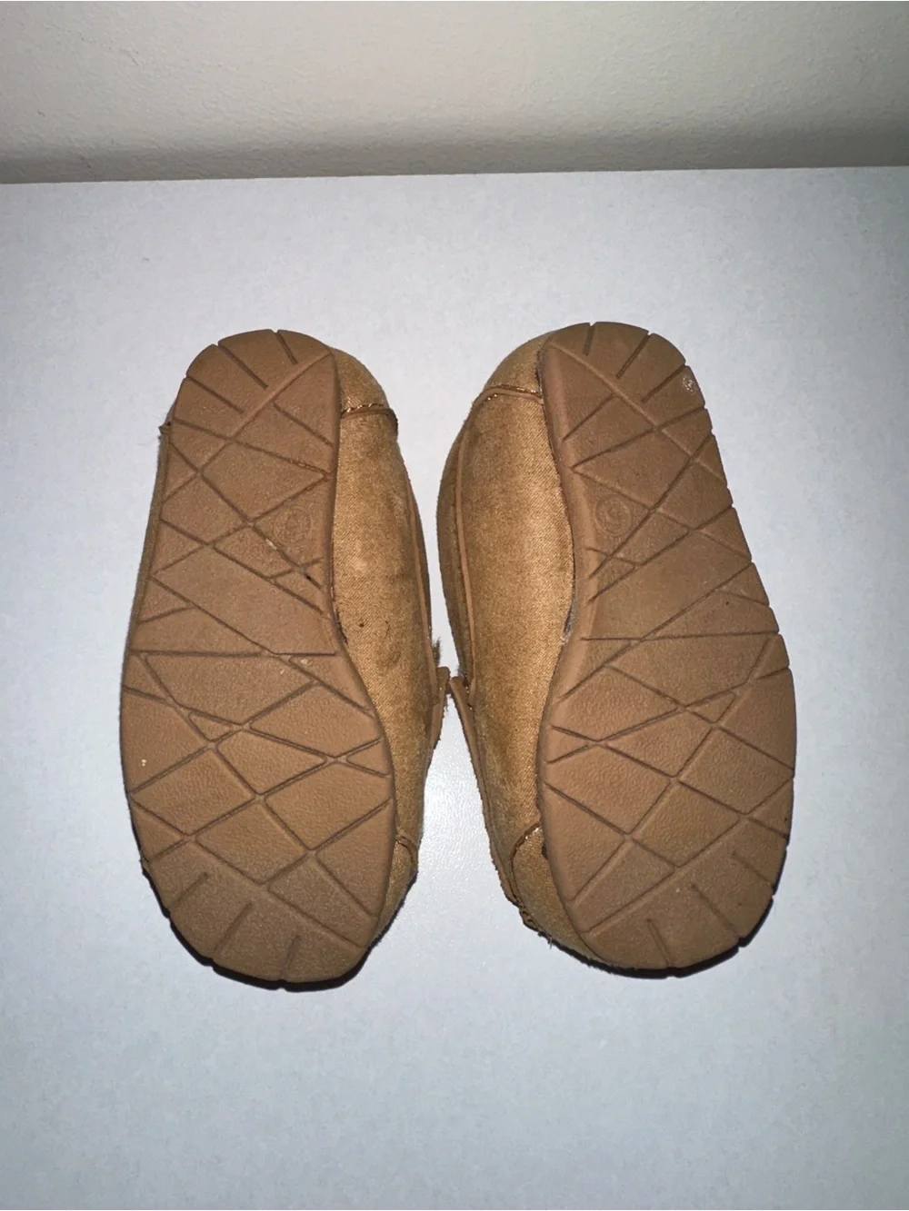MAX + JAKE Kids' Tan Faux-Suede Moccasin Slippers